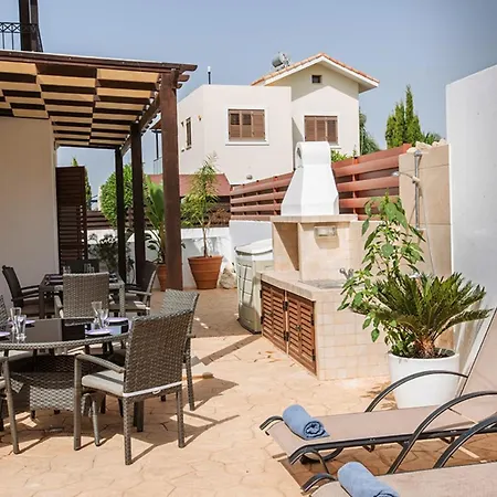 Imagine Your Family Renting A Luxury Holiday Close To Sotira' Main Attractions, Sotira 1202