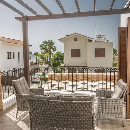 Imagine Your Family Renting A Luxury Holiday Close To Sotira' Main Attractions, Sotira 1202 *